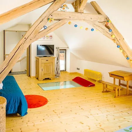 Saint-pourcain-sur-sioule, 3 Pieces, 5 Personnes - Fr-1-489-218 Сasa de vacaciones *