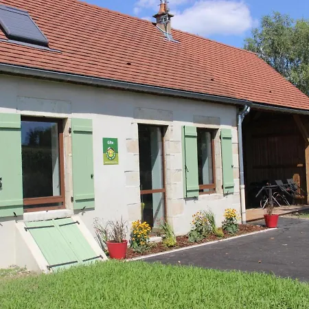 Сasa de vacaciones Saint-pourcain-sur-sioule, 3 Pieces, 5 Personnes - Fr-1-489-218 *